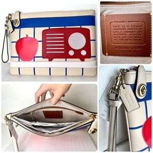 RARE COACH x Tom Wesselmann Large Turnlock Wristlet NWT Sold Out Retired